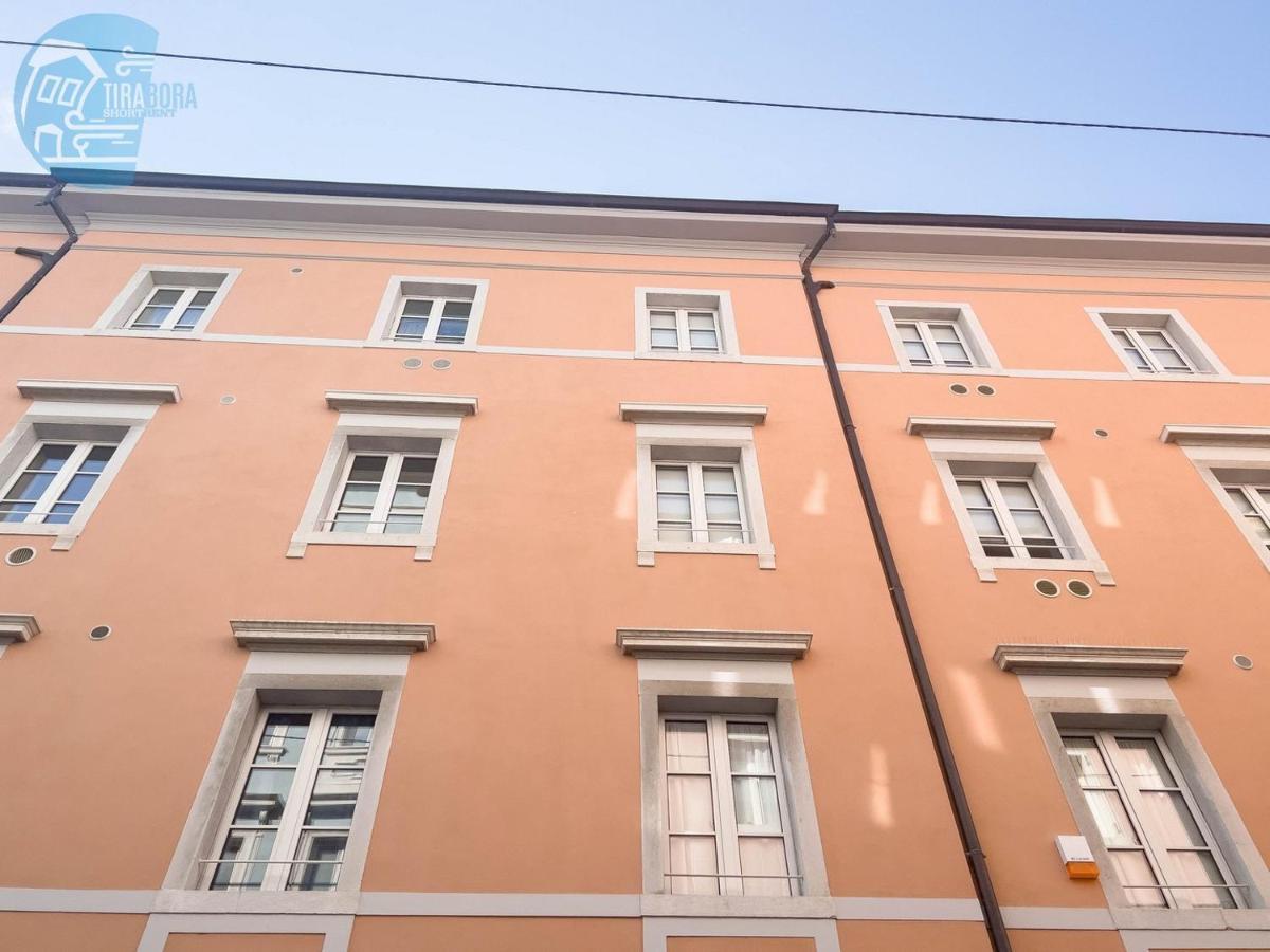 Corridoni 2B Tirabora Short Rent Apartman Trieszt Kültér fotó