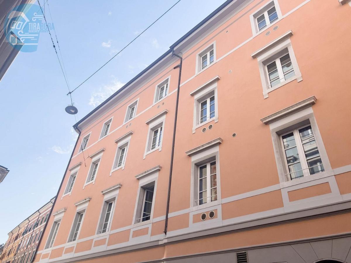 Corridoni 2B Tirabora Short Rent Apartman Trieszt Kültér fotó