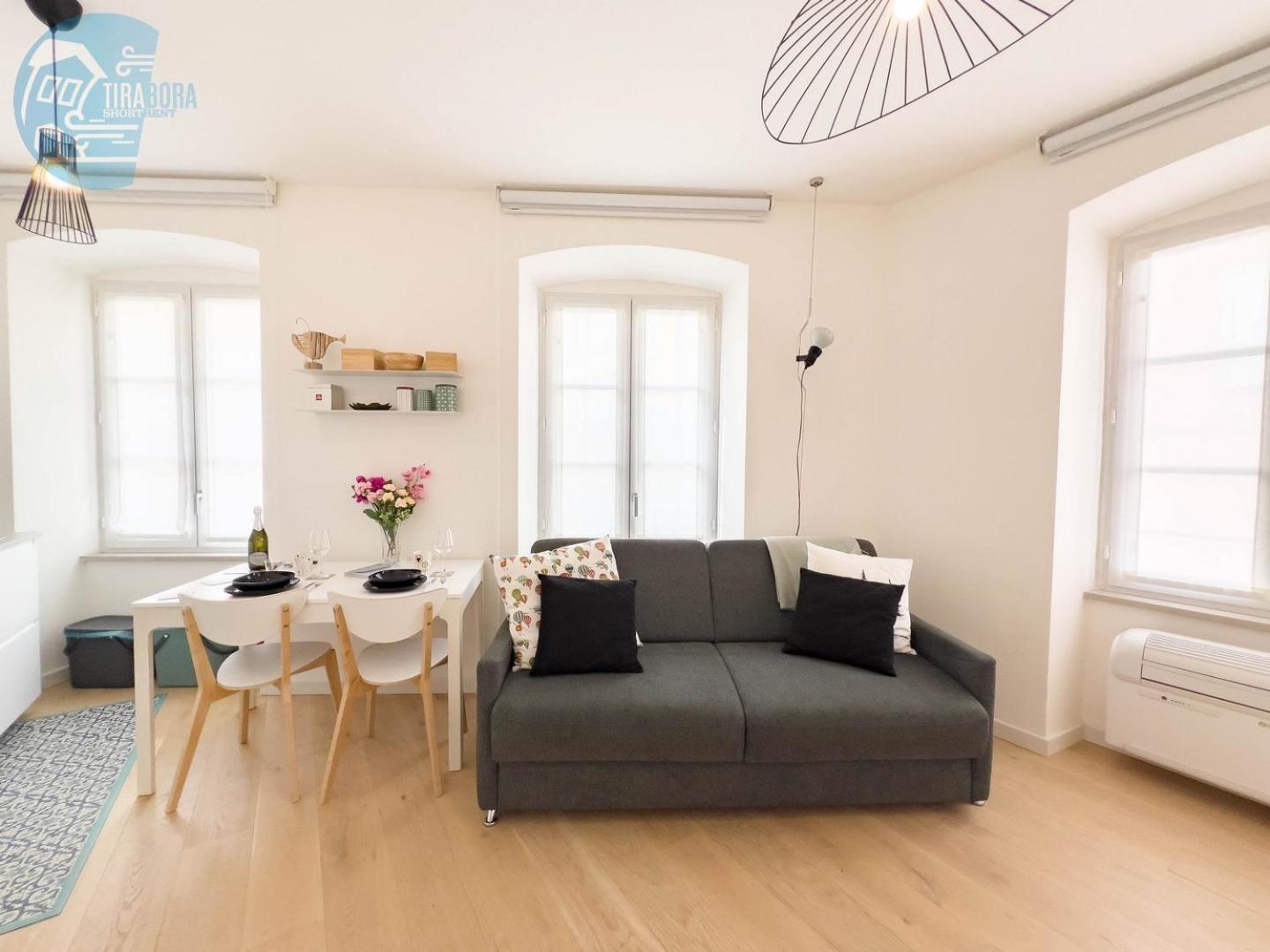 Corridoni 2B Tirabora Short Rent Apartman Trieszt Kültér fotó